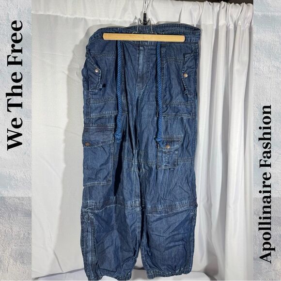 WE THE FREE SOUTH BAY UTILITY CARGO ANTS IN BLUE DENIM MEDIUM NEW - Picture 4 of 5